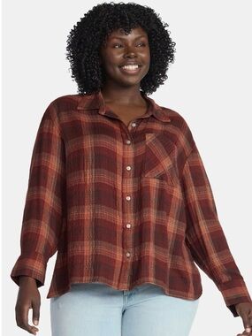 Terra & Sky Choclate Fudge Textured Plaid Button Down Curved Shirttail Blouse